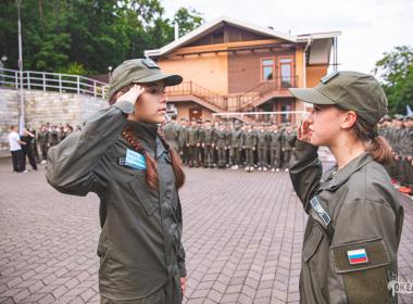 На Дальнем Востоке завершилась межрегиональная смена от Центра «ВОИН» «Время юных героев»