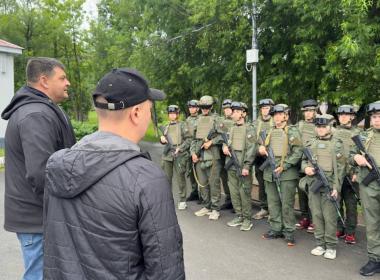 Герой России Евгений Рэцой посетил Центр «ВОИН» на Камчатке.