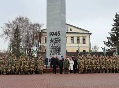 Новые региональные отделения Центра «ВОИН» получили именные знамёна
