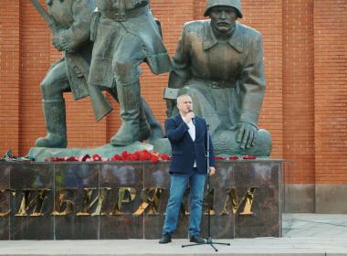 Тысяча курсантов и инструкторов Центра «ВОИН» благоустроят памятники и скверы к 80-летию Победы